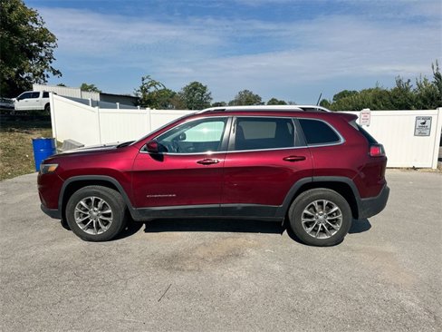 Used 2019 Jeep Cherokee Latitude Plus w/ Comfort/Convenience Group image 26