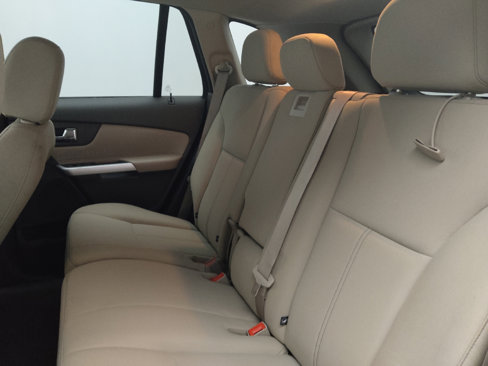 Used 2013 Ford Edge SE image 18