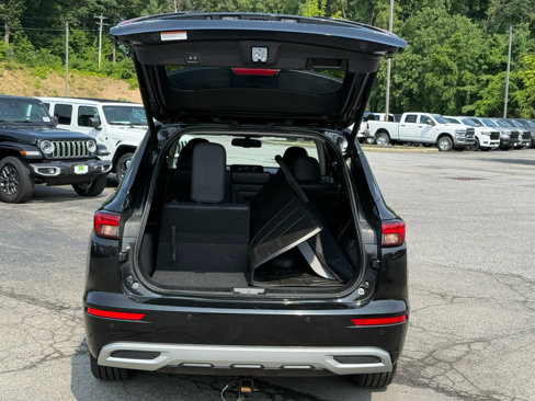 Used 2022 Mitsubishi Outlander SEL image 10