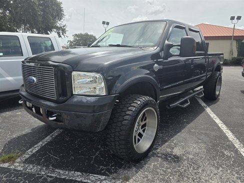 Used 2005 Ford F250 Harley-Davidson image 1