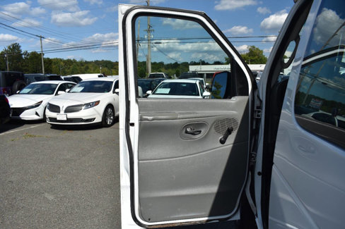 Used 2008 Ford E-150 and Econoline 150 Wagon image 10