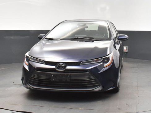 Used 2023 Toyota Corolla LE image 10