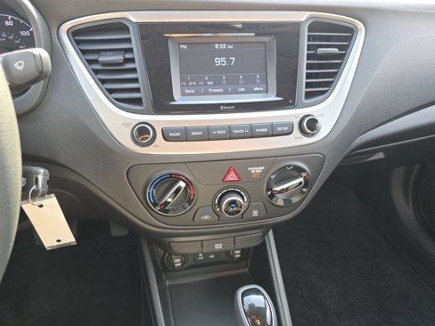 Used 2019 Hyundai Accent SE image 29