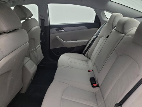 Used 2018 Hyundai Sonata SE image 18