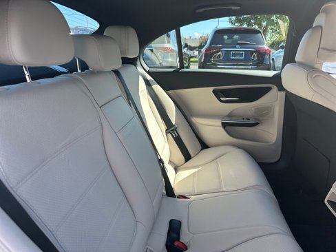 Used 2025 Mercedes-Benz C 300 Sedan image 26
