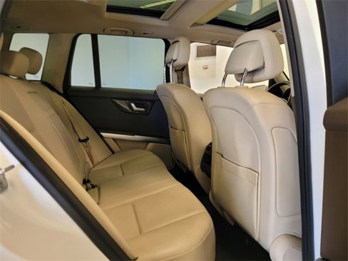 Used 2014 Mercedes-Benz GLK 250 BlueTEC 4MATIC image 15