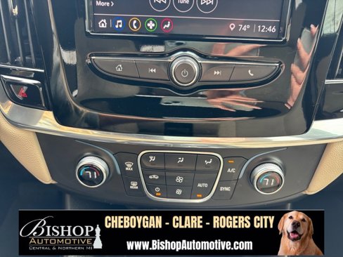 Used 2023 Chevrolet Traverse LS image 27