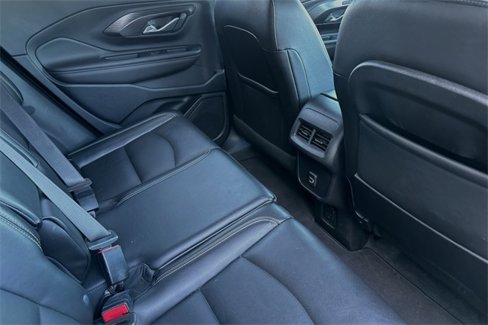 Used 2022 GMC Terrain SLT image 18