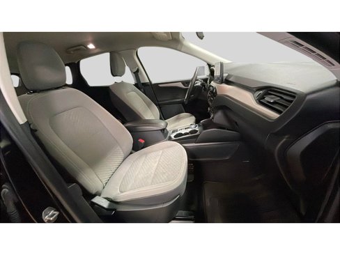 Used 2022 Ford Escape SE w/ Cold Weather Package image 16
