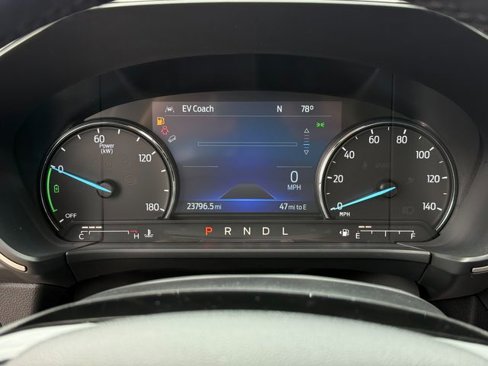 Used 2022 Ford Escape SE w/ Cold Weather Package image 33