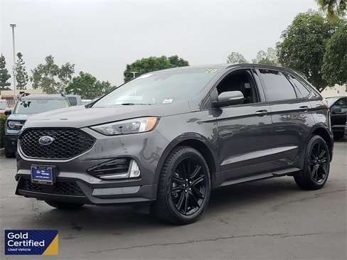 Certified 2020 Ford Edge ST-Line w/ Cold Weather Package image 30