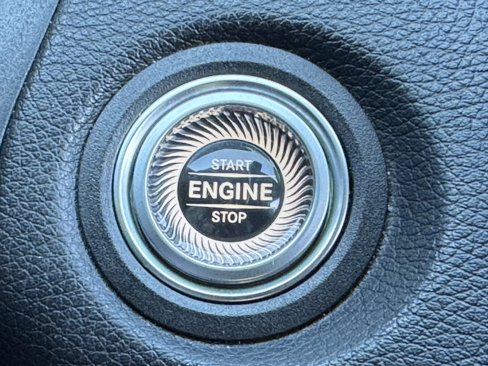 Used 2019 Mercedes-Benz C 300 Sedan image 22