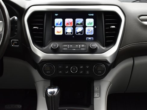 Used 2019 GMC Acadia SLT image 16