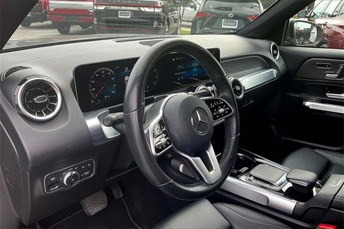 Used 2021 Mercedes-Benz GLB 250 image 17