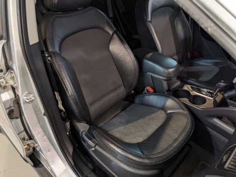 Used 2013 Hyundai Tucson Limited image 29