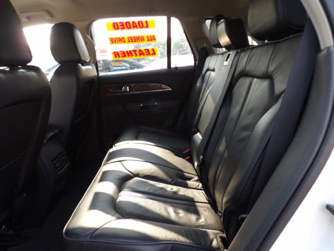 Used 2013 Lincoln MKX AWD image 9