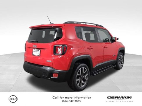 Used 2017 Jeep Renegade Latitude w/ Cold Weather Group image 6