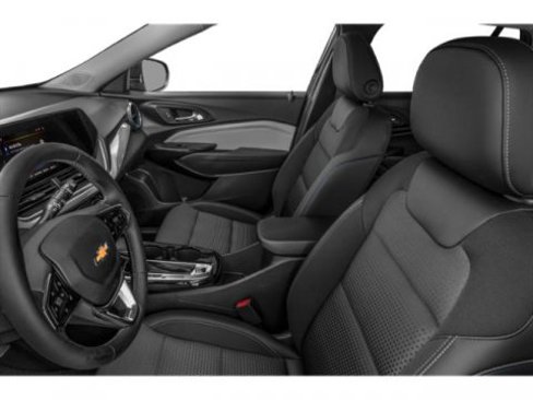 Used 2025 Chevrolet Trax RS w/ Driver Confidence Package image 12