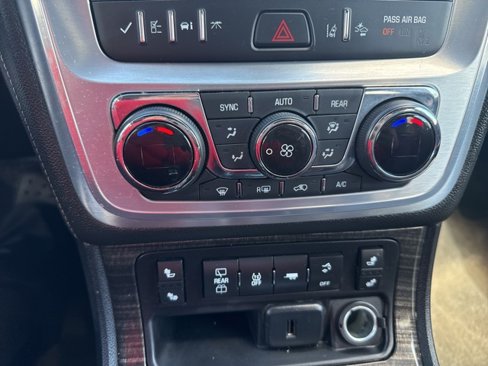 Used 2016 GMC Acadia SLT w/ Open Road Package image 27