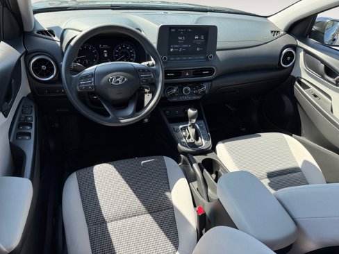 Used 2023 Hyundai Kona SE image 15