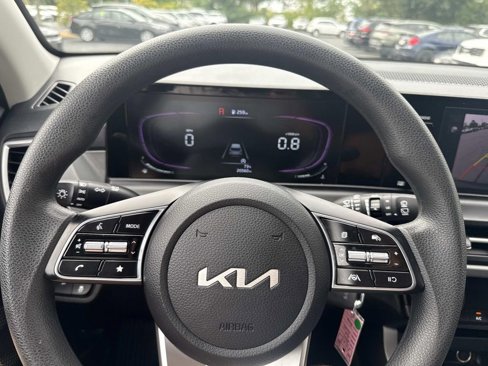 Used 2024 Kia Seltos LX image 28