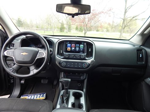 Used 2017 Chevrolet Colorado LT w/ LT Convenience Package image 17