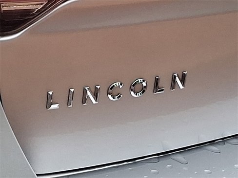 Used 2013 Lincoln MKX AWD image 32