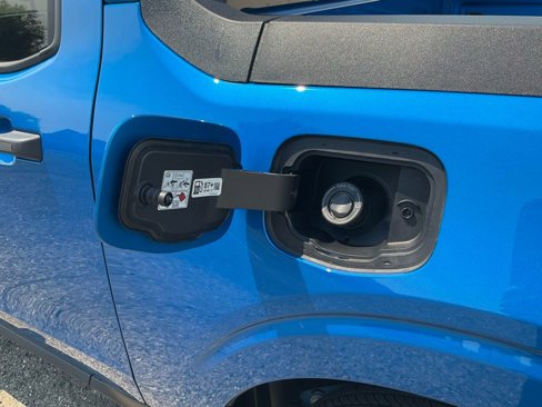 New 2025 Ford Maverick XL image 22