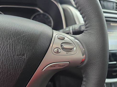 Used 2017 Nissan Murano SL w/ SL Technology Package image 18
