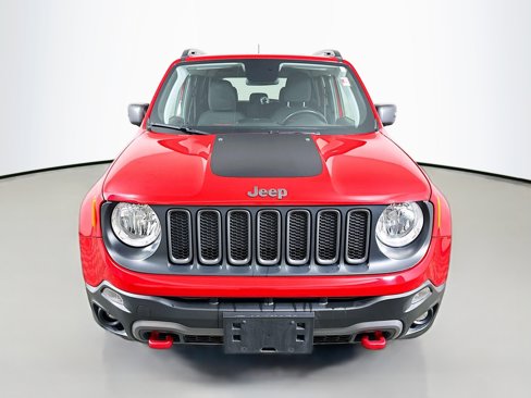 Used 2018 Jeep Renegade Trailhawk w/ Cold Weather Group II image 2