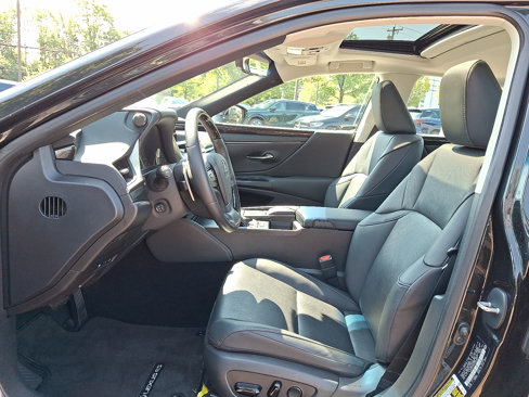 Used 2021 Lexus ES 250 w/ Premium Package image 13