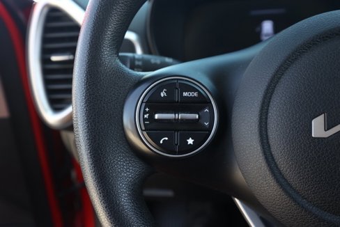 Used 2023 Kia Soul LX w/ LX Technology Package image 26