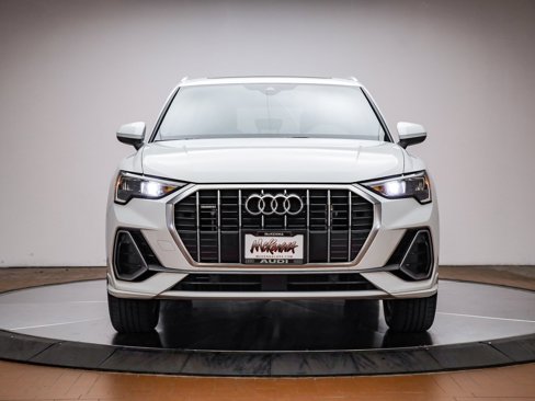 Used 2022 Audi Q3 2.0T Premium image 2