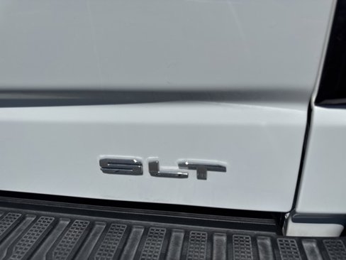 Used 2023 GMC Sierra 1500 SLT w/ X31 Off-Road Package image 12