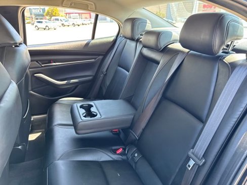 Used 2020 MAZDA MAZDA3 Sedan w/ Preferred Package image 18