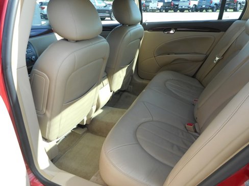 Used 2011 Buick Lucerne CXL image 13
