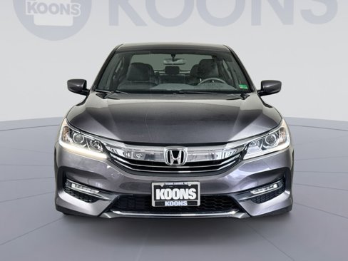 Used 2017 Honda Accord Sport Special Edition image 11