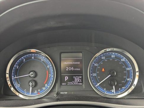 Used 2019 Toyota Corolla LE w/ Carpet Mat Package (TMS) image 10