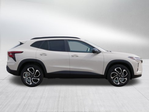 New 2026 Chevrolet Trax RS image 6