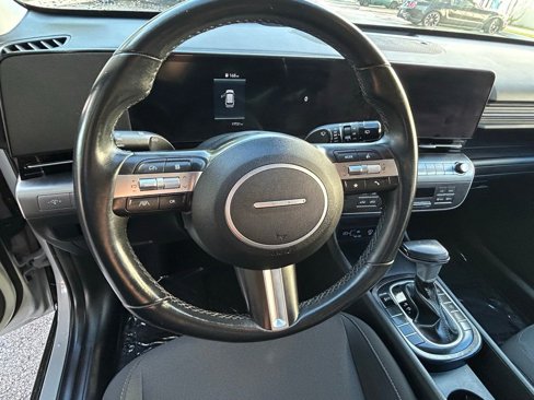 Used 2024 Hyundai Kona SEL image 20