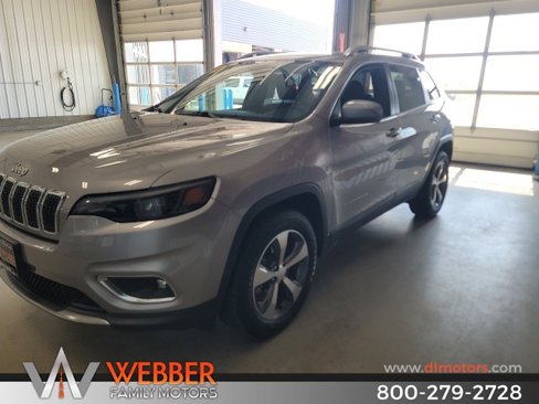 Used 2019 Jeep Cherokee Limited w/ Trailer Tow Group image 4