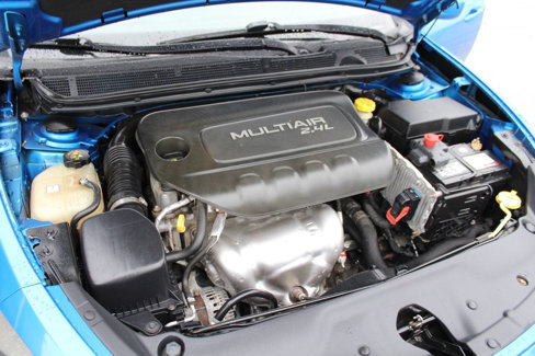 Used 2015 Dodge Dart SXT image 18