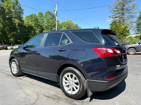 Used 2020 Chevrolet Equinox LS w/ LS Convenience Package image 4