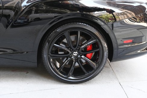 Used 2022 Bentley Continental GT image 23