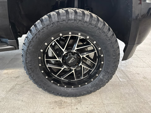 Used 2018 Chevrolet Tahoe LT image 61