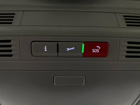 Used 2021 Volkswagen Jetta SE w/ SE Cold Weather Package image 25