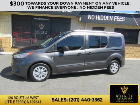 Used 2020 Ford Transit Connect XLT image 1