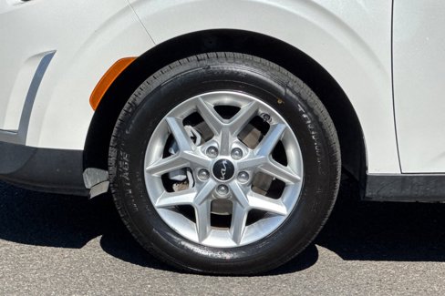 Used 2023 Kia Soul LX w/ LX Technology Package image 31