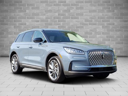 Used 2023 Lincoln Corsair AWD w/ Equipment Group 101A image 3