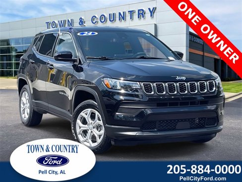 Used 2024 Jeep Compass Sport image 1